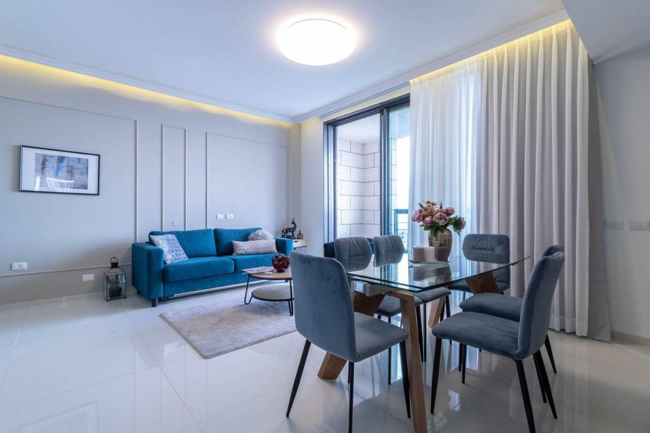 Magical 2Br/Parking With Amazing View, City Center Yerusalem Bagian luar foto