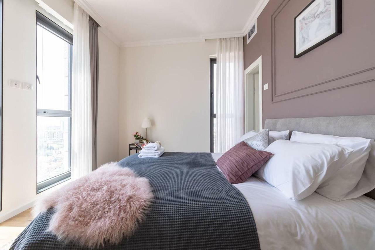 Magical 2Br/Parking With Amazing View, City Center Yerusalem Bagian luar foto