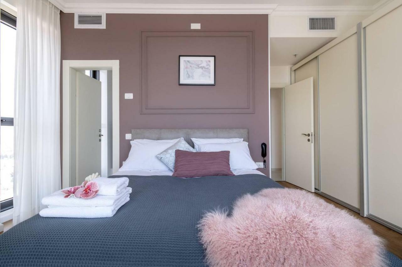Magical 2Br/Parking With Amazing View, City Center Yerusalem Bagian luar foto
